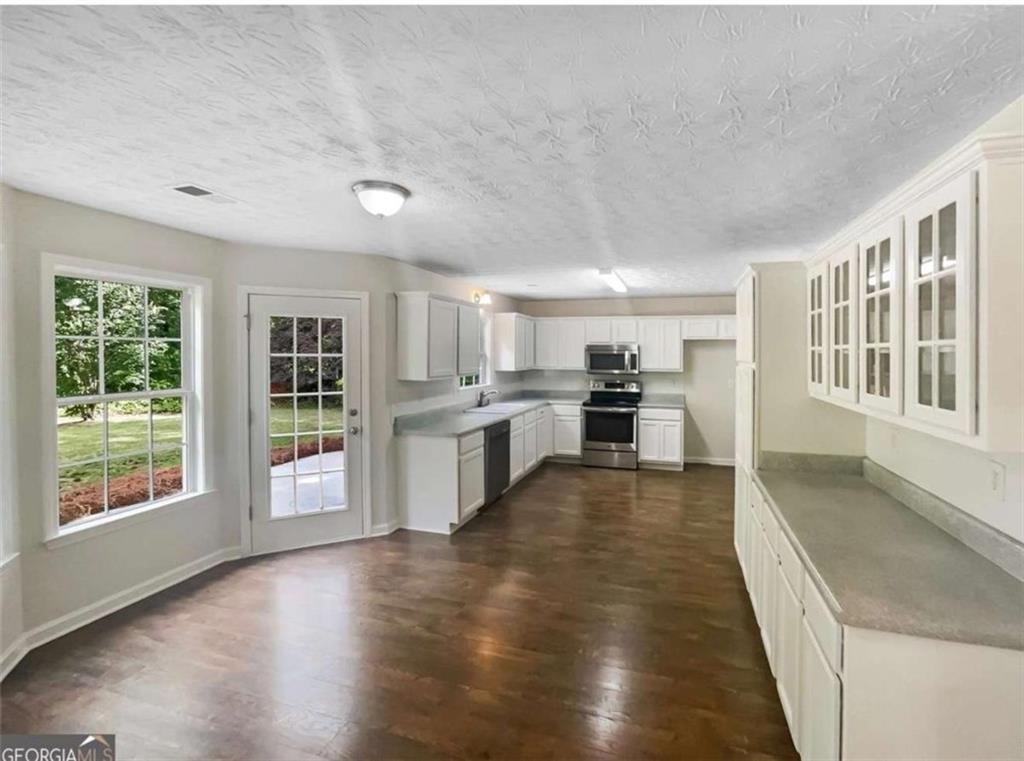 834 Winding Grove Lane