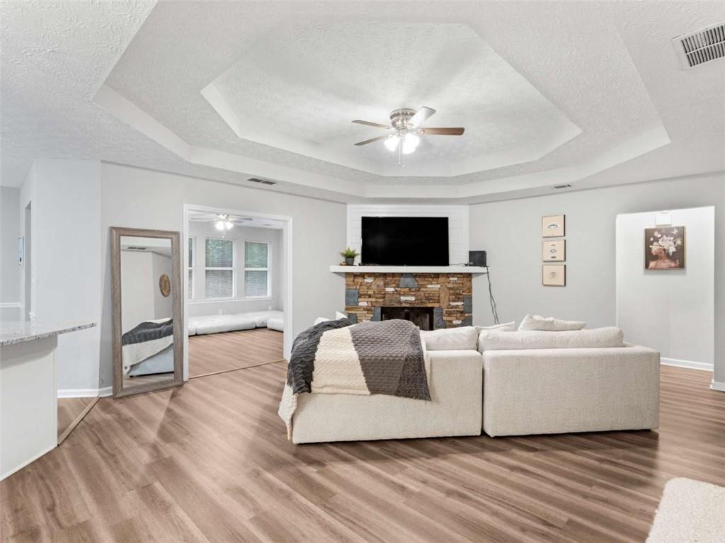 140 Oaklake Drive