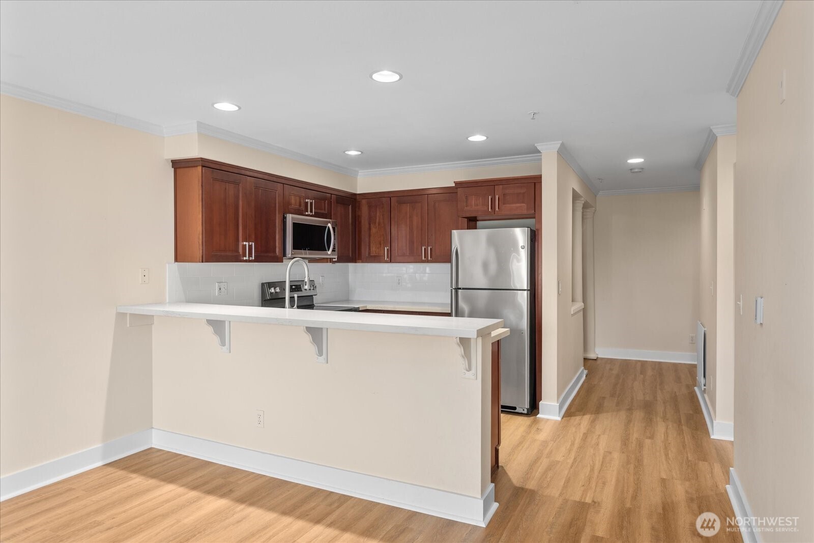1417 Queen Anne Avenue N Unit: 313