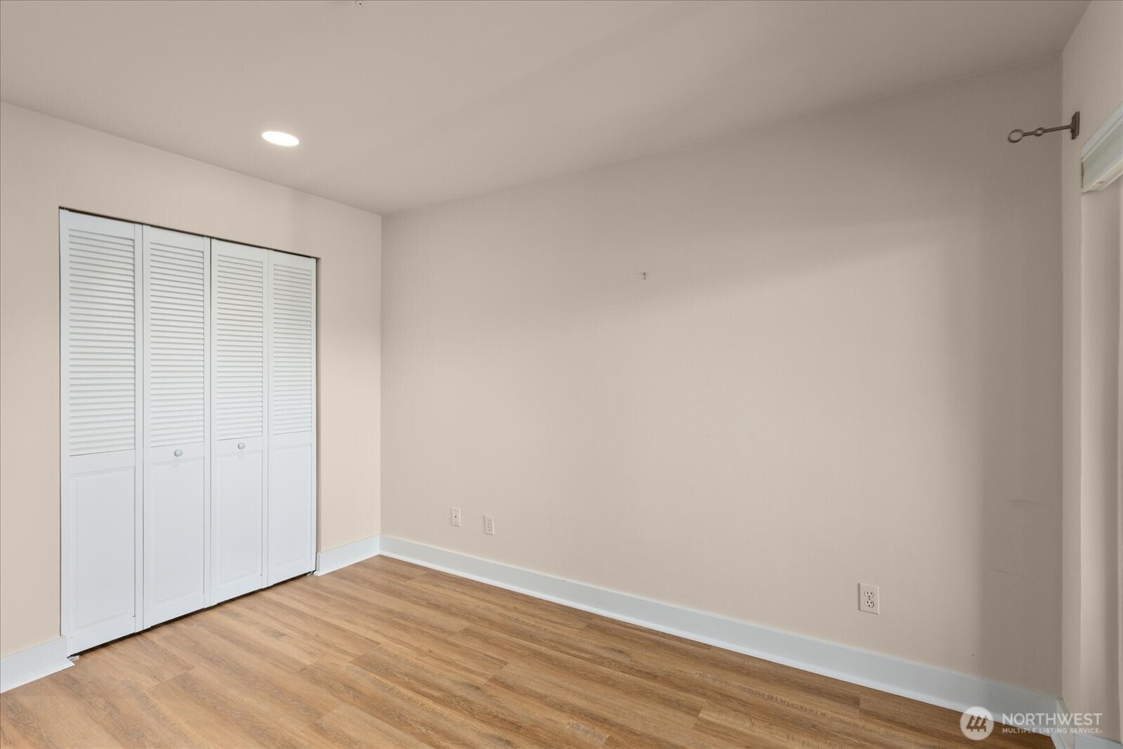 1417 Queen Anne Avenue N Unit: 313