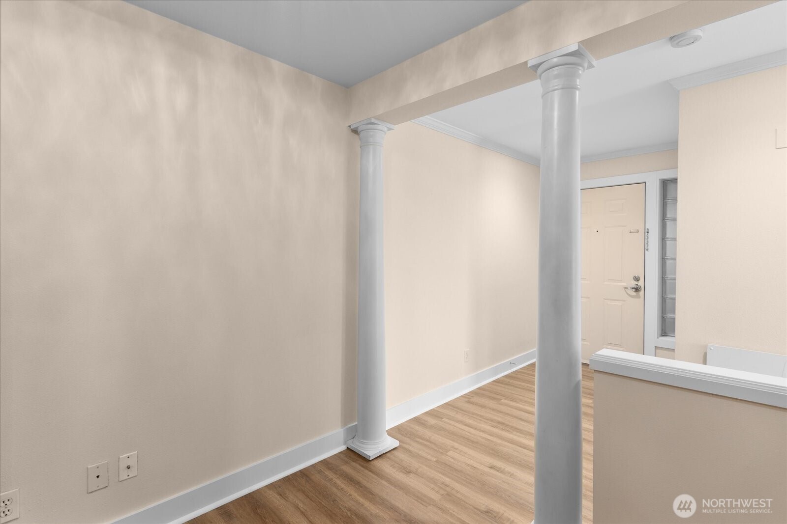 1417 Queen Anne Avenue N Unit: 313