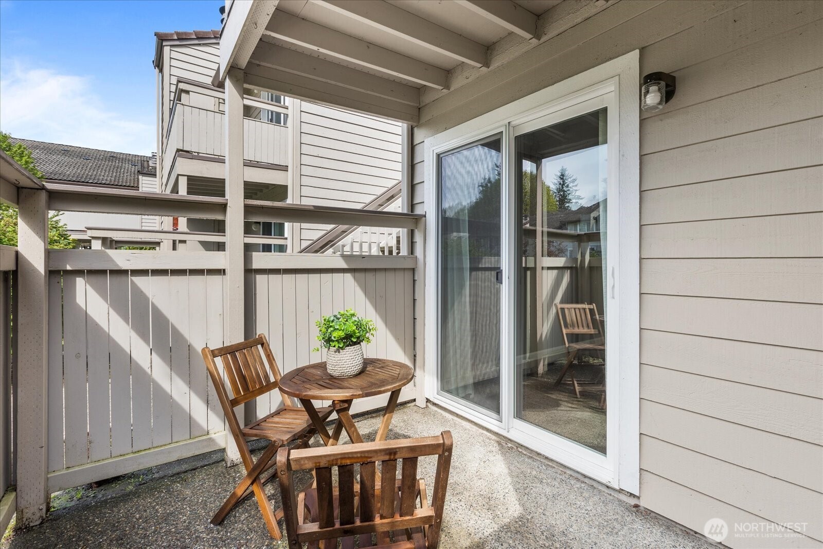 14200 NE 171st St Unit: E104