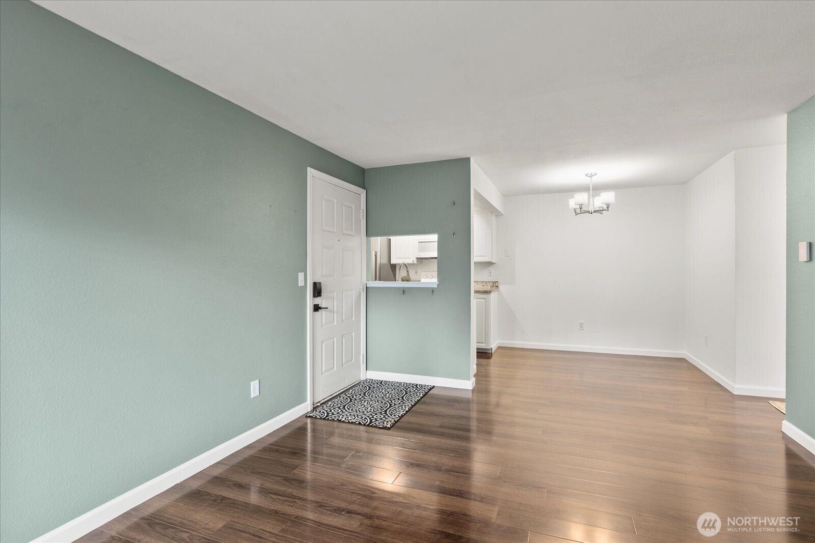 14200 NE 171st St Unit: E104