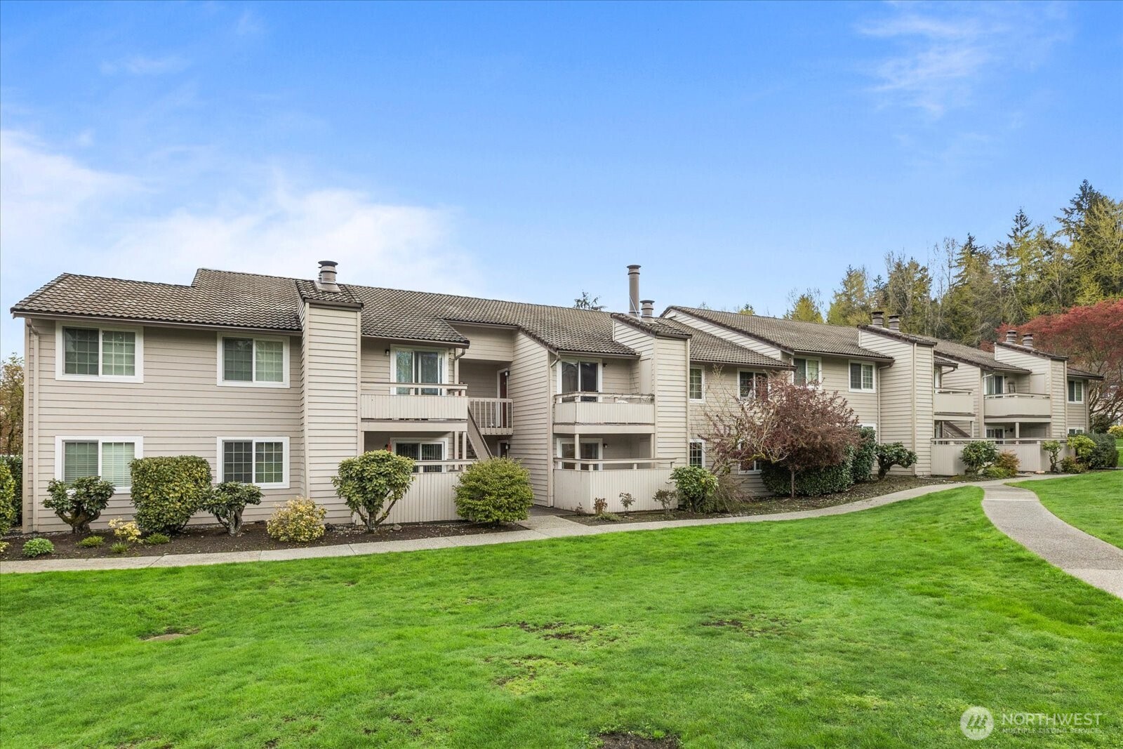 14200 NE 171st St Unit: E104