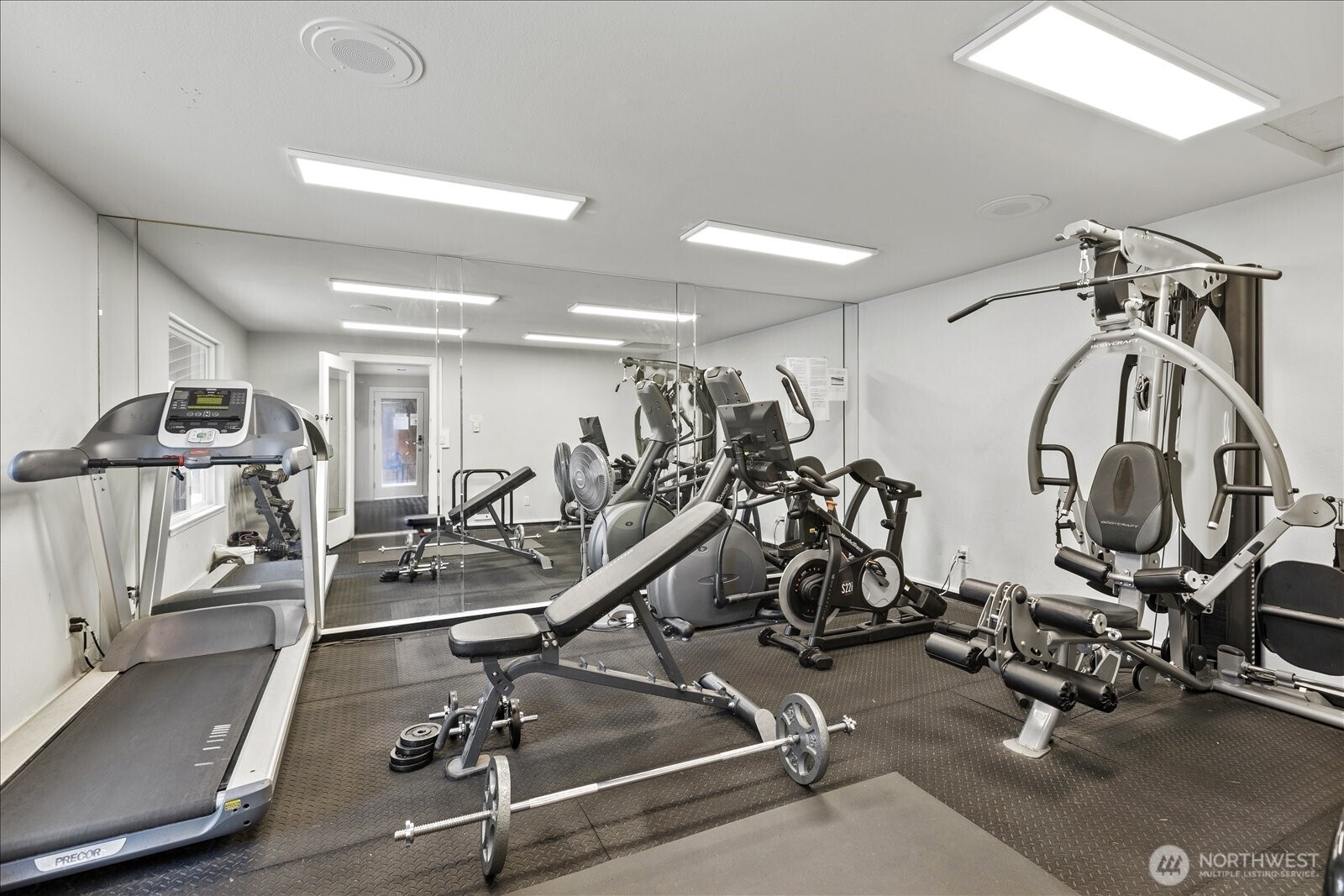 14200 NE 171st St Unit: E104