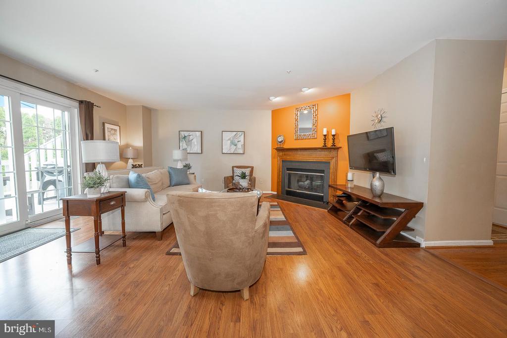 584 PEWTER DRIVE