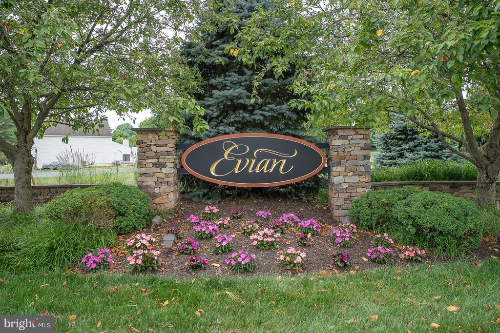 584 PEWTER DRIVE