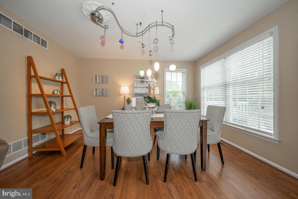 584 PEWTER DRIVE