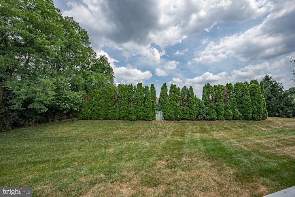 584 PEWTER DRIVE