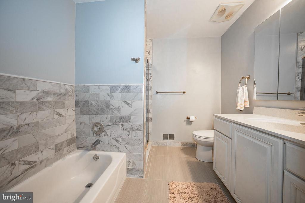 584 PEWTER DRIVE