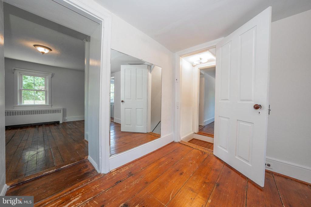 260 STONY RUN ROAD