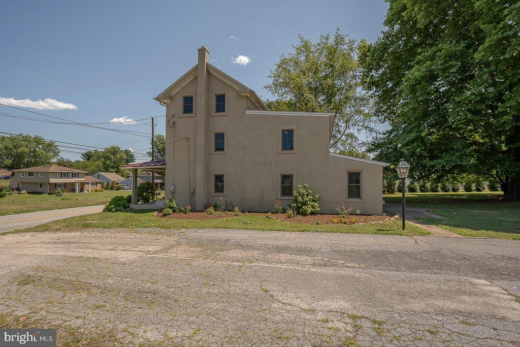 260 STONY RUN ROAD