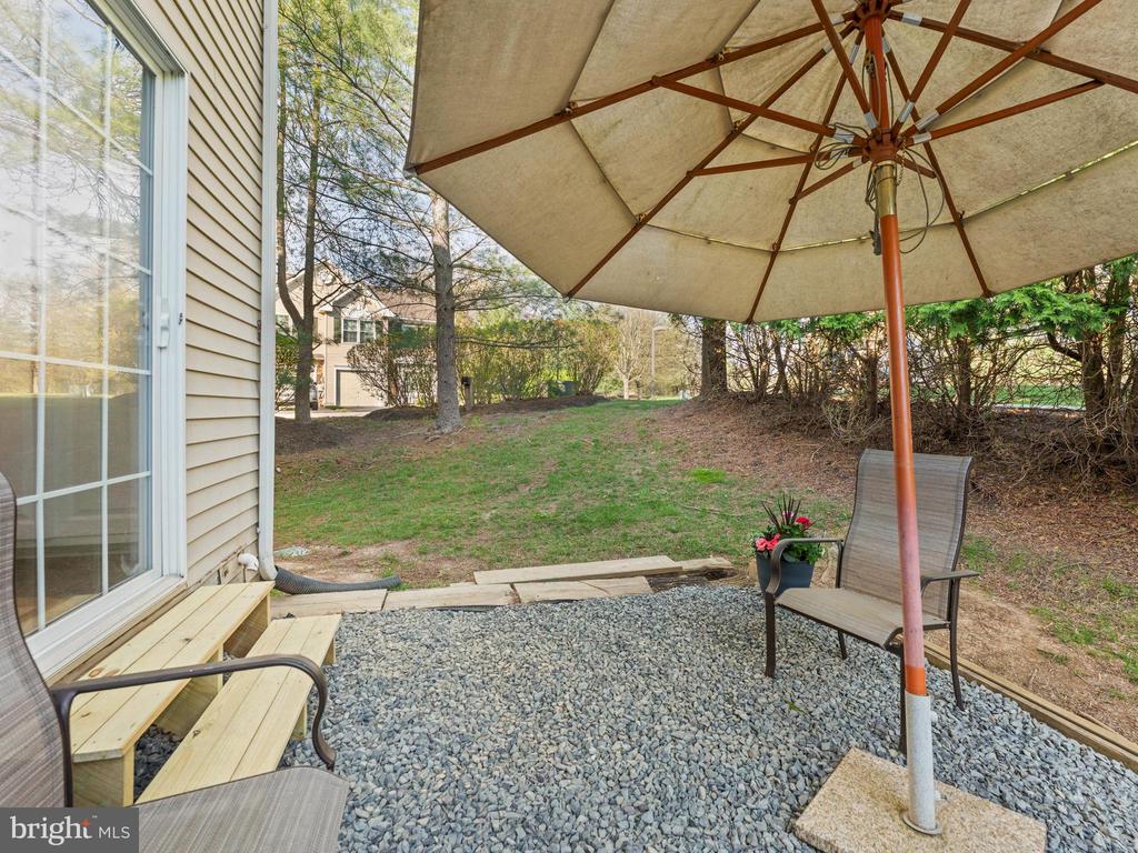 3501 HONEY LOCUST DRIVE