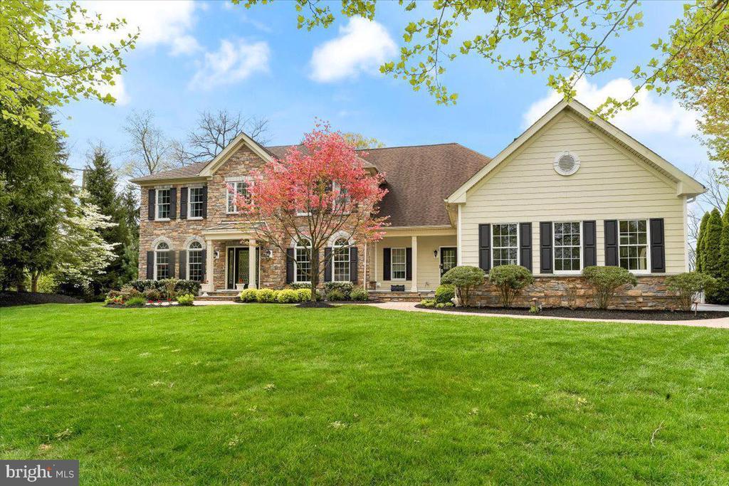 228 WEATHERHILL DRIVE