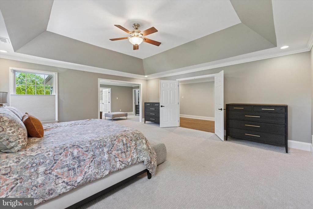 228 WEATHERHILL DRIVE