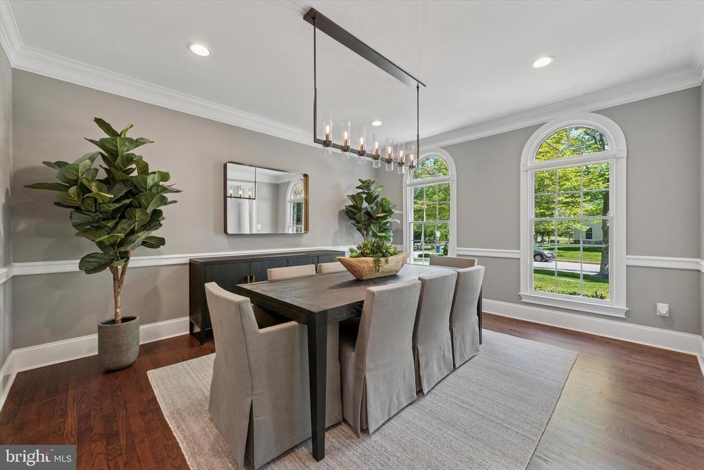 228 WEATHERHILL DRIVE