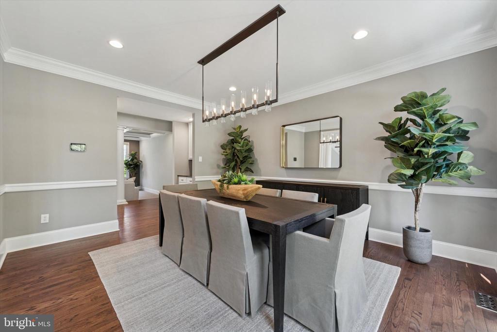 228 WEATHERHILL DRIVE