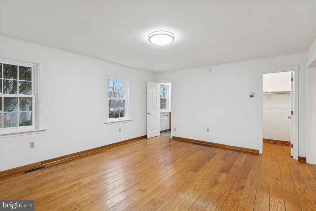 2435 SAINT PETERS ROAD