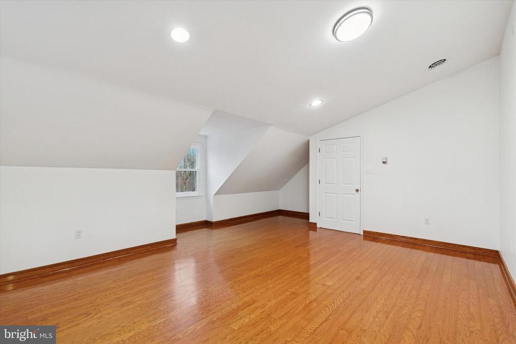 2435 SAINT PETERS ROAD