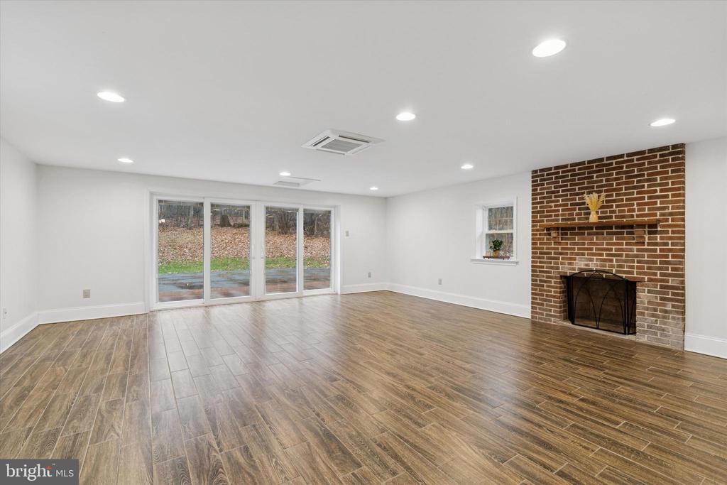 2435 SAINT PETERS ROAD