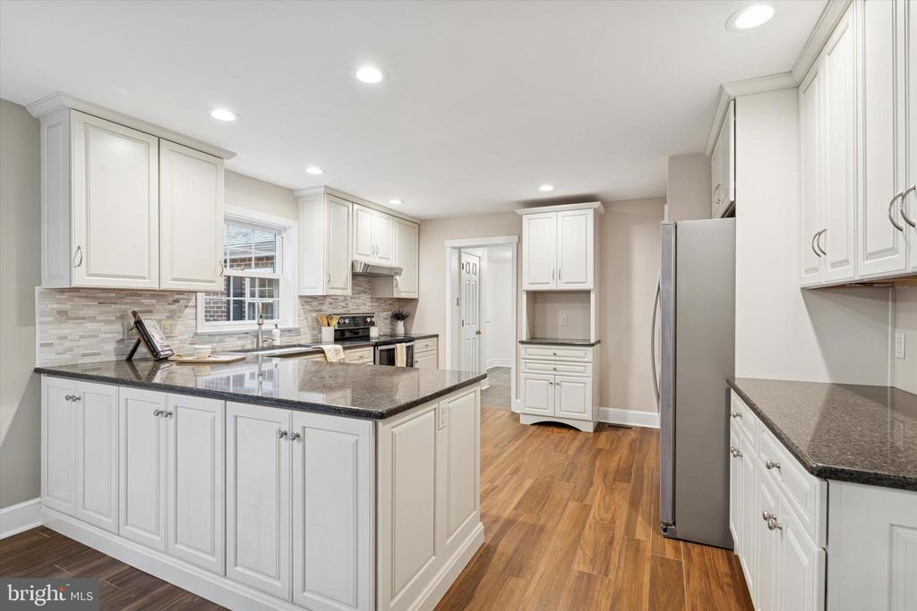 2435 SAINT PETERS ROAD
