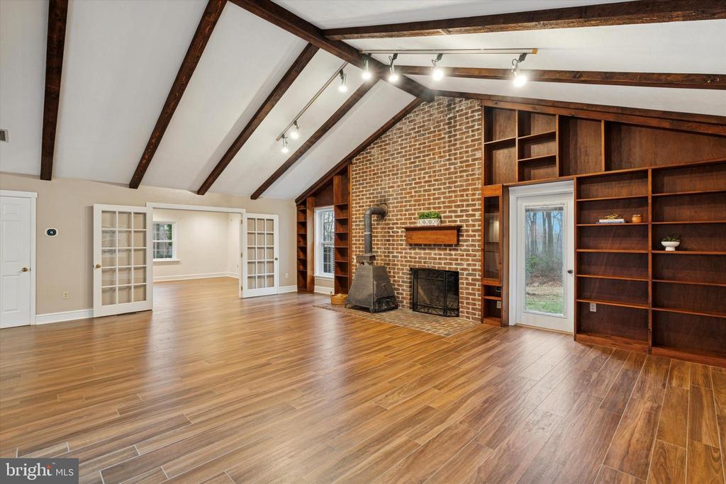 2435 SAINT PETERS ROAD