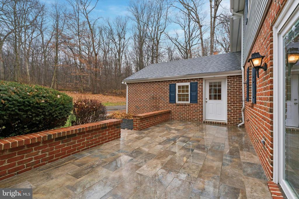2435 SAINT PETERS ROAD