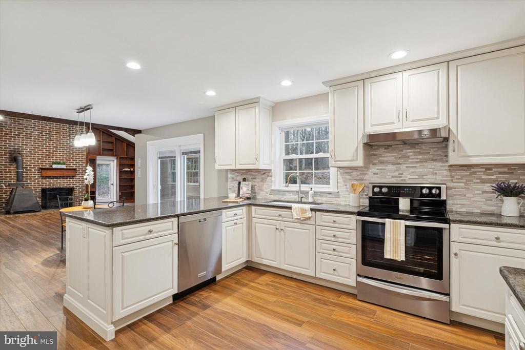 2435 SAINT PETERS ROAD