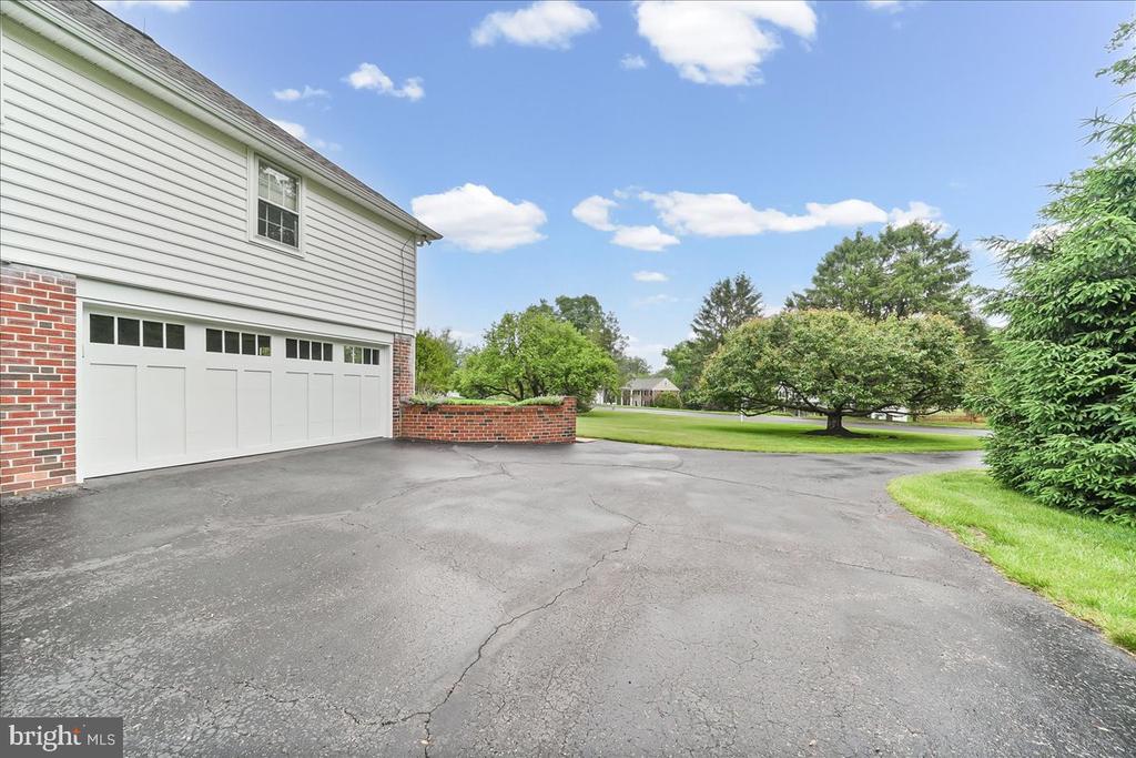 1026 WALTHAM ROAD