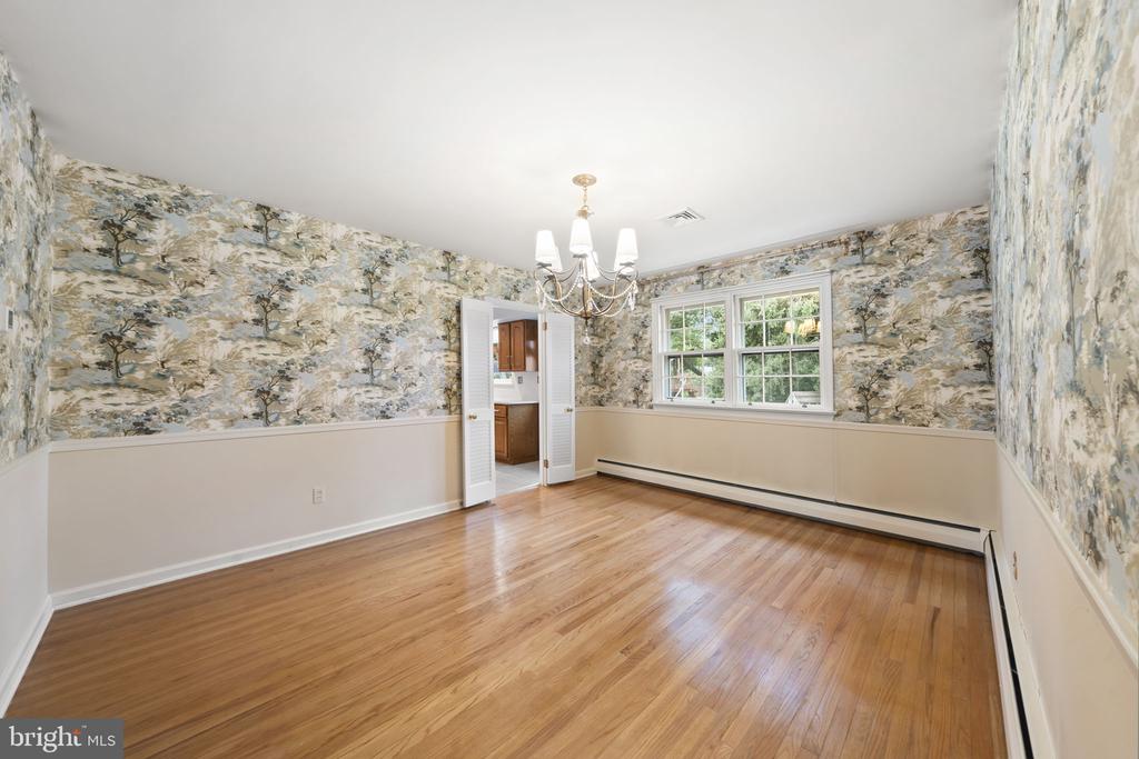 1026 WALTHAM ROAD