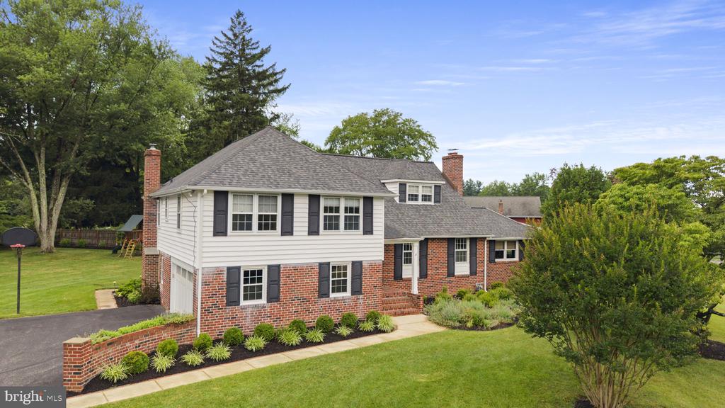 1026 WALTHAM ROAD