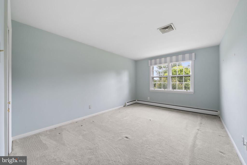 1026 WALTHAM ROAD