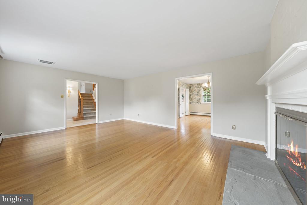 1026 WALTHAM ROAD
