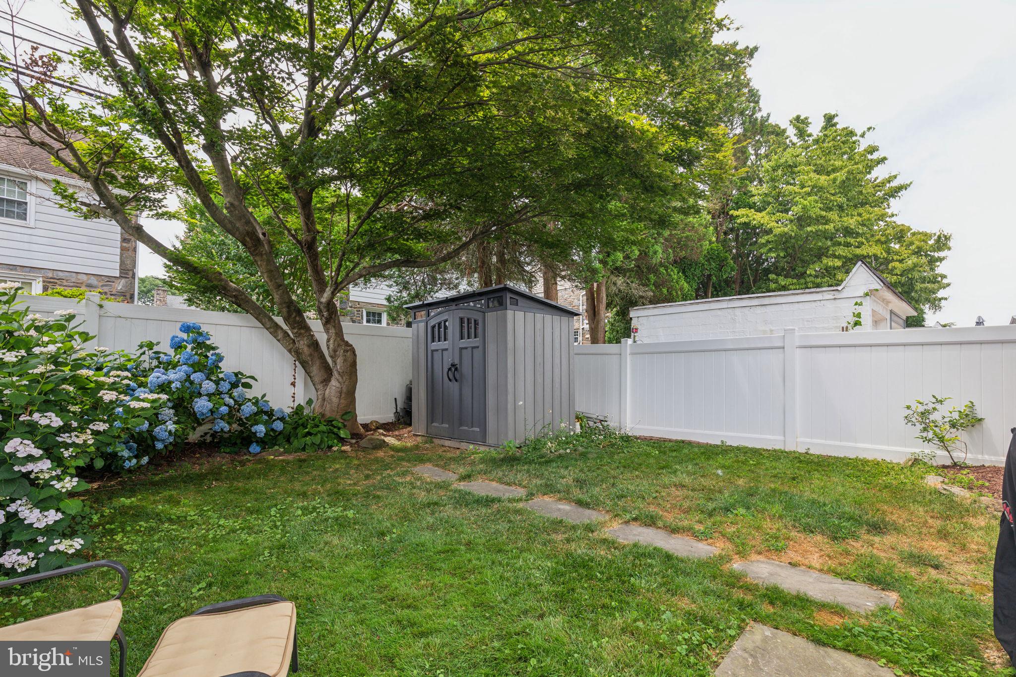 908 Anderson Ave