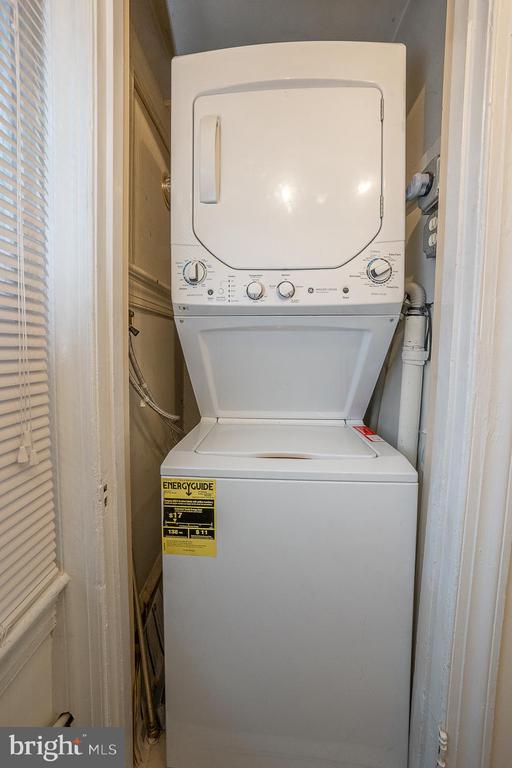105 S WAYNE AVENUE Unit: 2ND FLOOR
