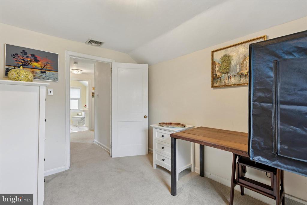 138 MORNINGSIDE CIRCLE