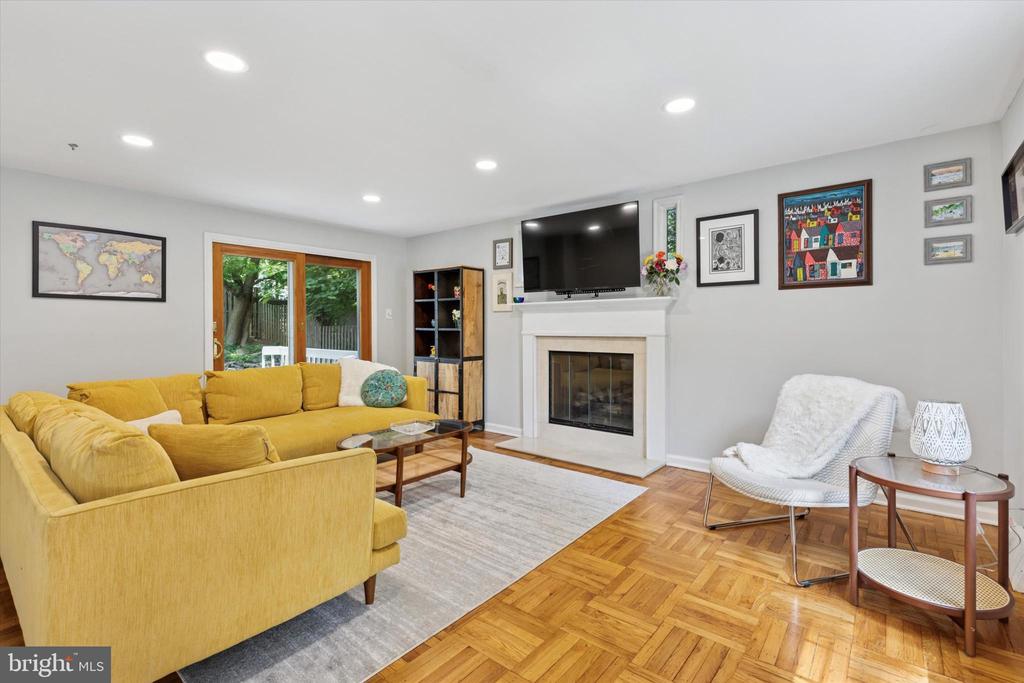138 MORNINGSIDE CIRCLE