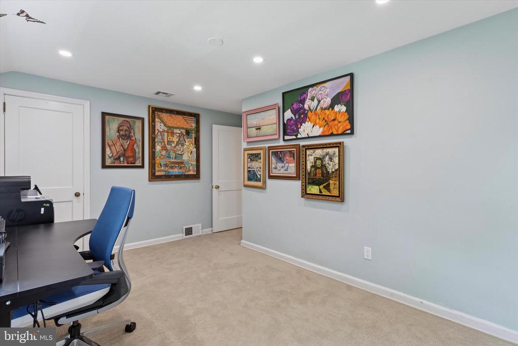 138 MORNINGSIDE CIRCLE