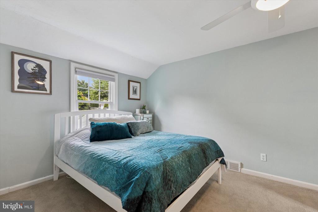 138 MORNINGSIDE CIRCLE