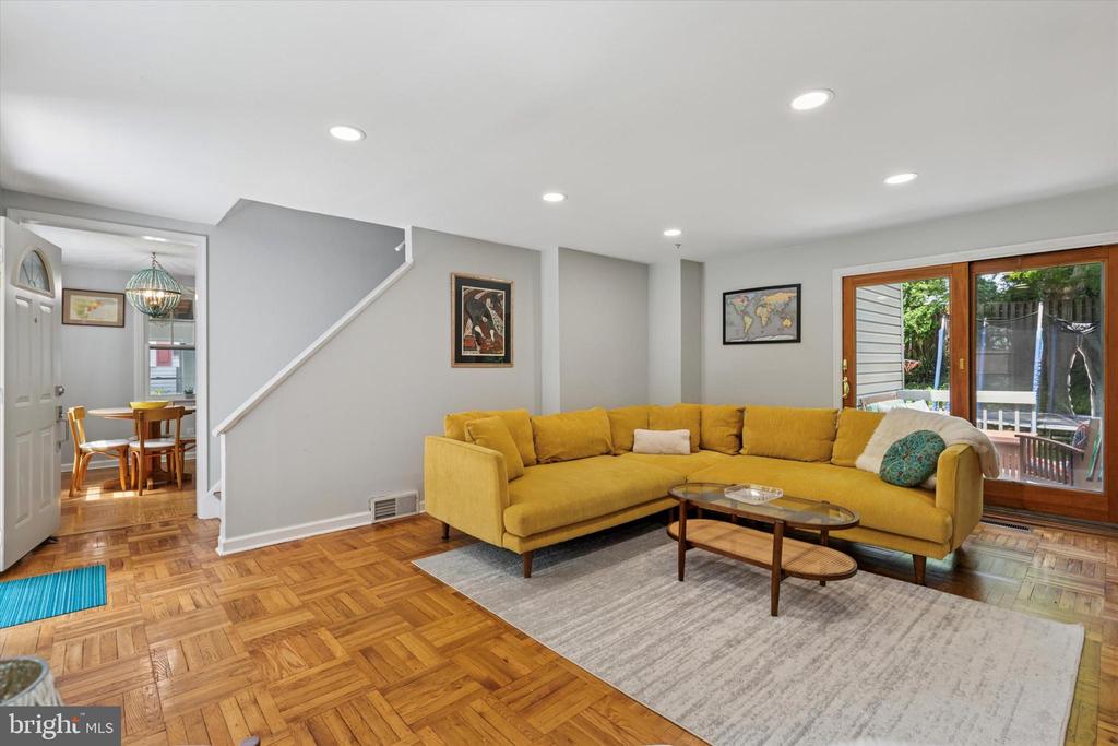 138 MORNINGSIDE CIRCLE