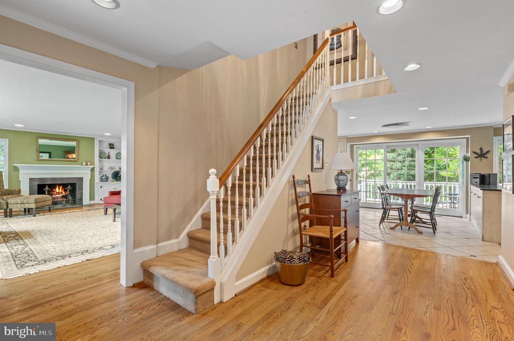 211 SPRUCE TREE ROAD