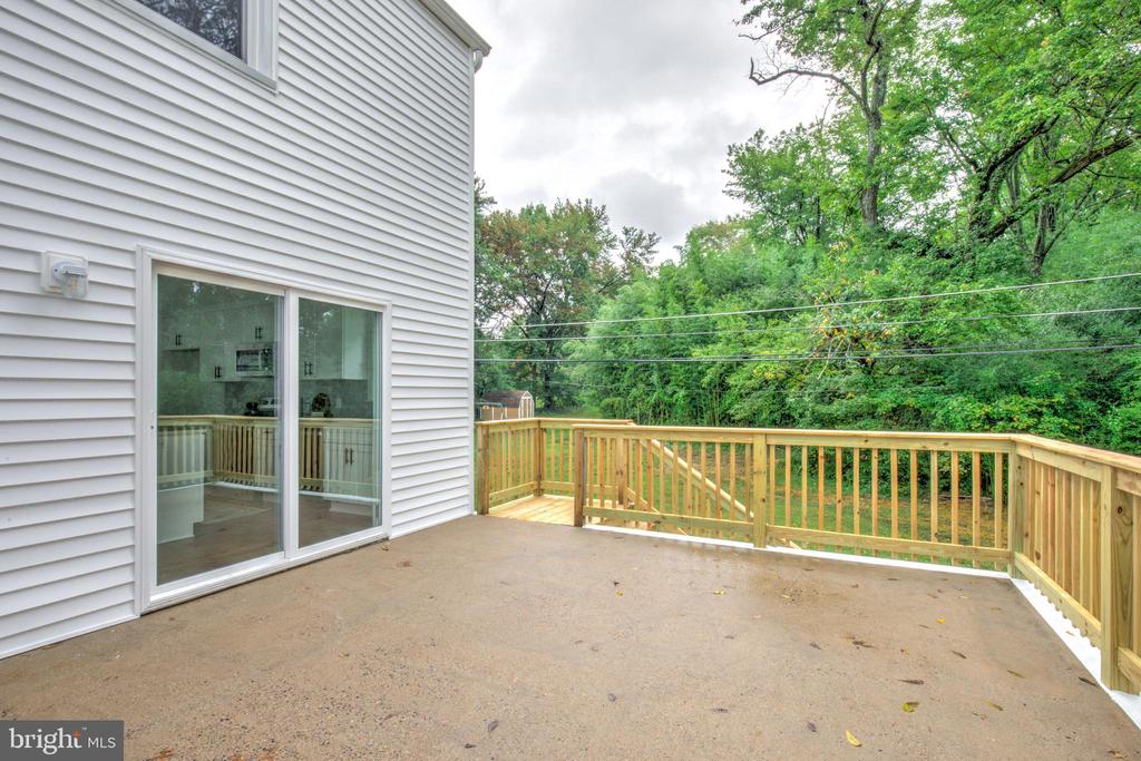 258 LEE CIRCLE