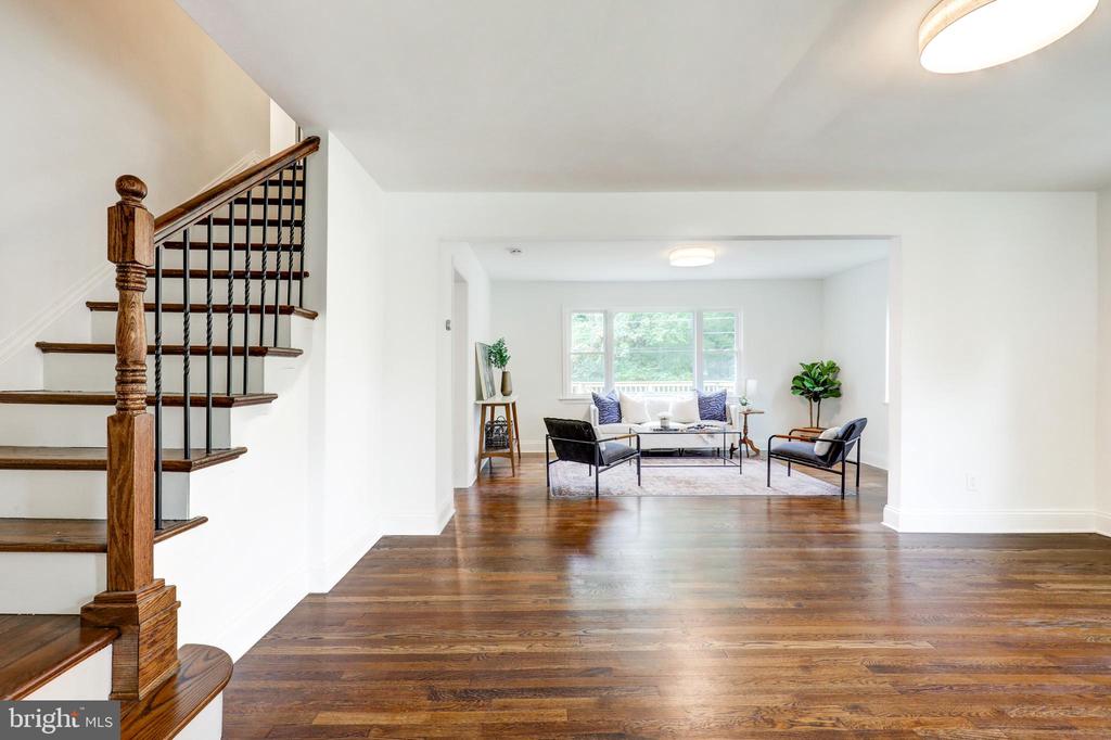 258 LEE CIRCLE
