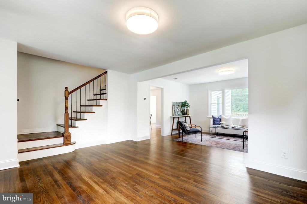 258 LEE CIRCLE