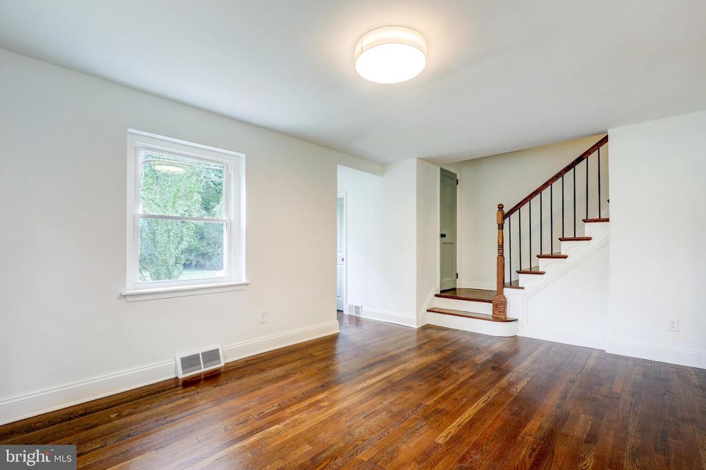 258 LEE CIRCLE