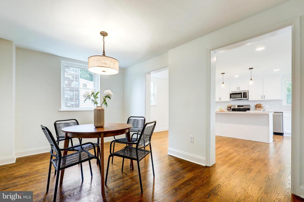 258 LEE CIRCLE