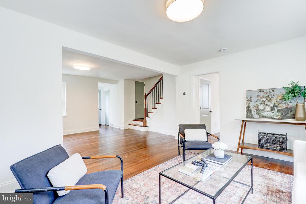 258 LEE CIRCLE
