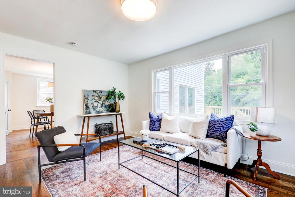 258 LEE CIRCLE