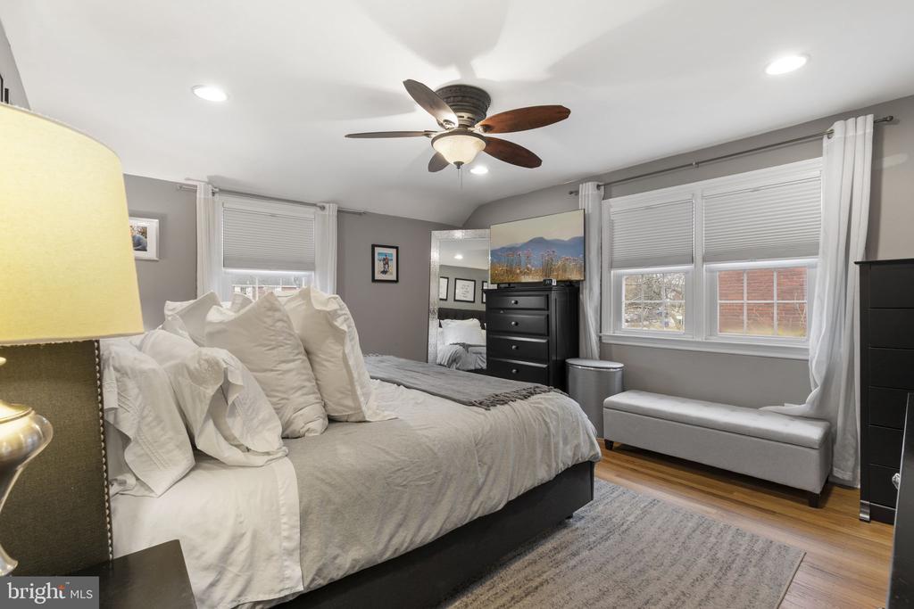 222 WICKFORD ROAD
