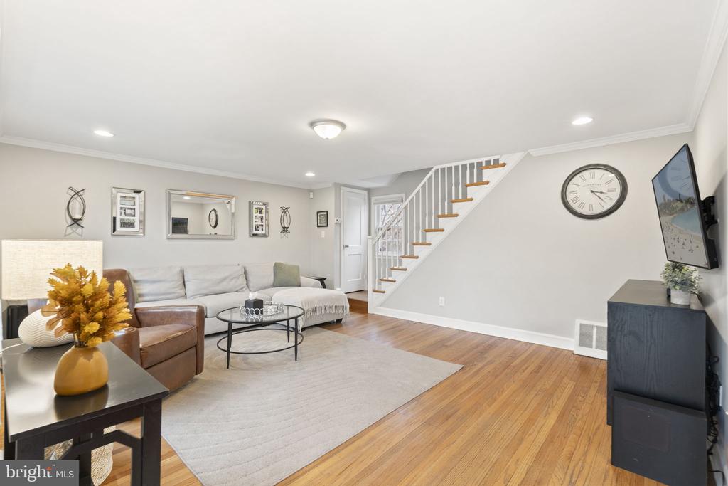 222 WICKFORD ROAD